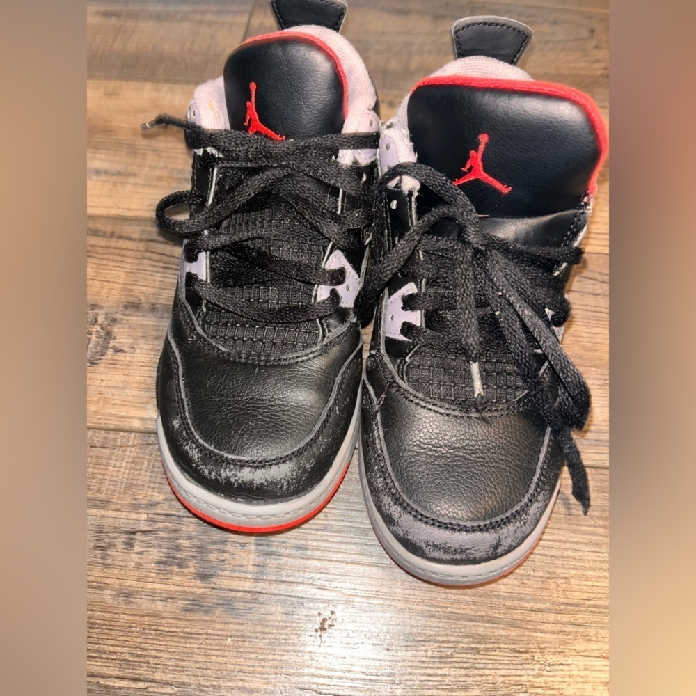 Jordan Kids' Sneakers in Black and Red